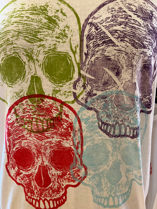 4 Color skull on white T