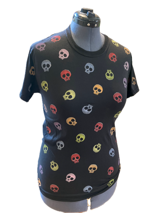 Black T with multi colored skulls