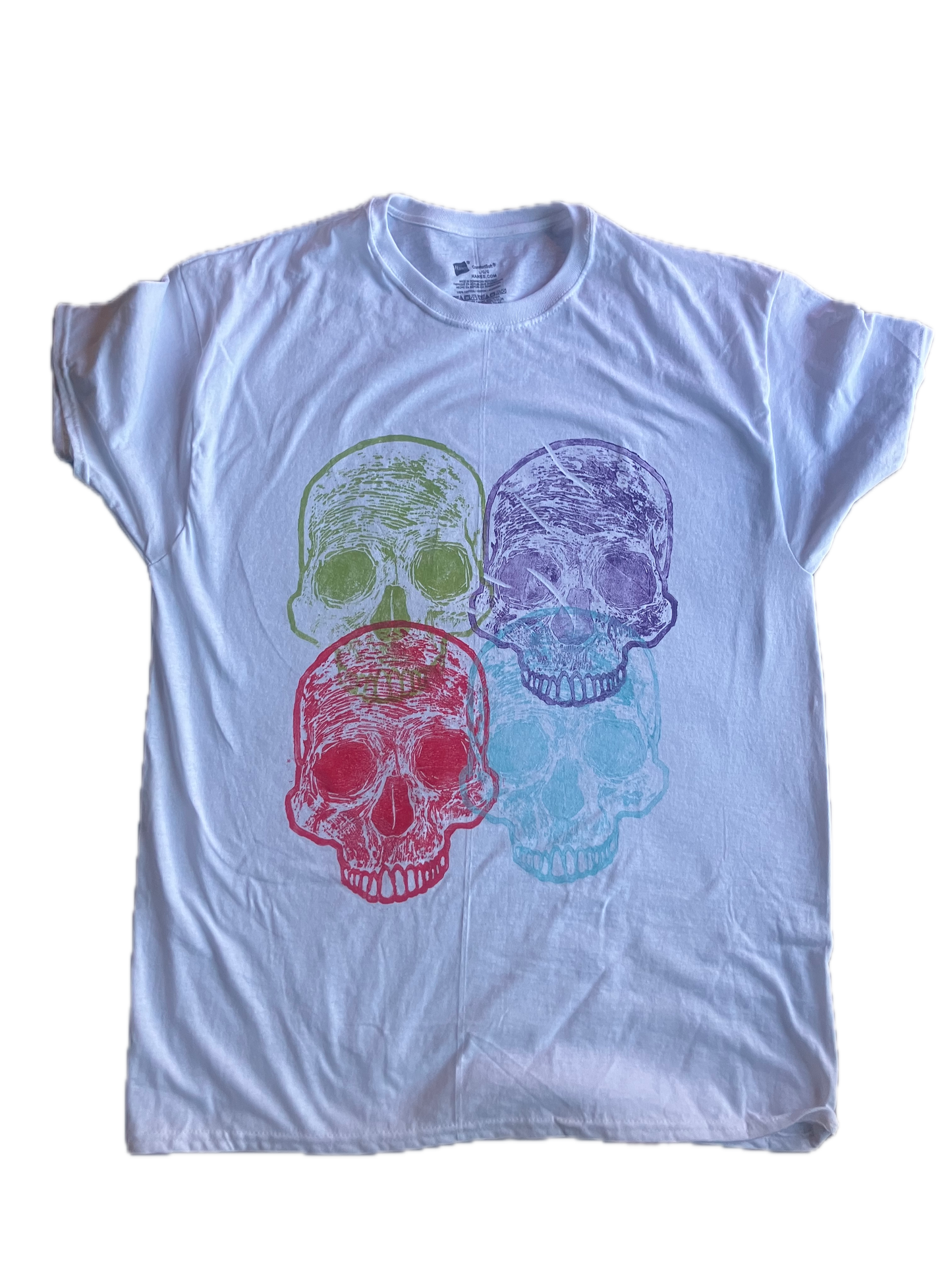 4 Color skull on white T